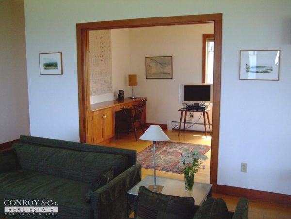 Cape Cod Home 994401