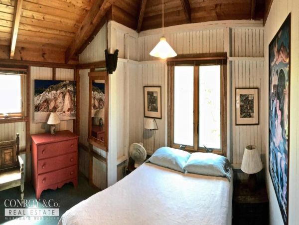 Cape Cod Home 994402
