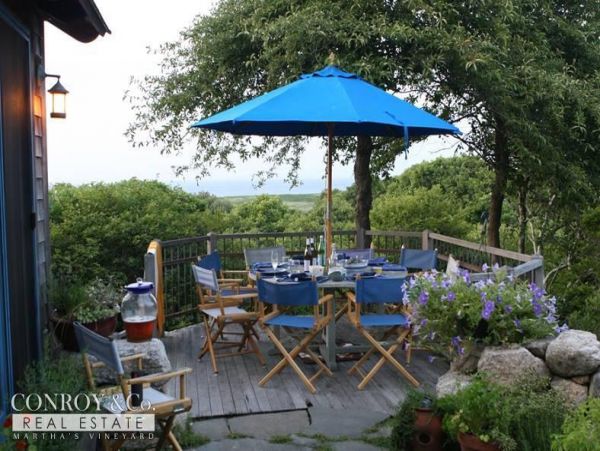 Cape Cod Home 994404