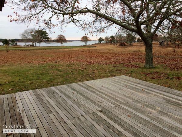 Cape Cod Home 994406