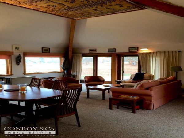Cape Cod Home 994406