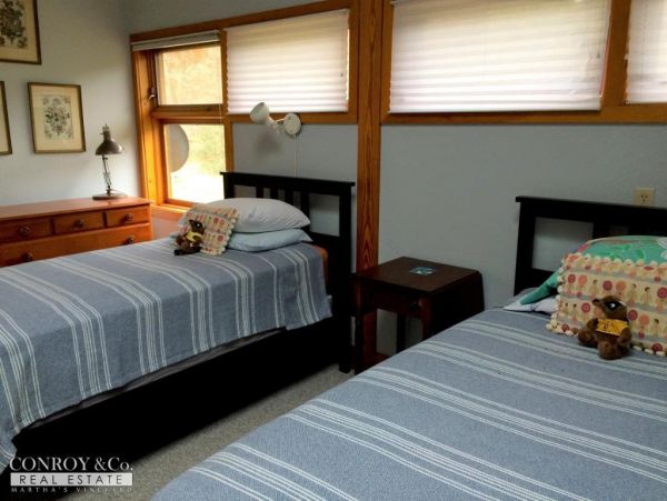 Cape Cod Home 994406