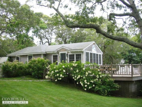 Cape Cod Home 994407