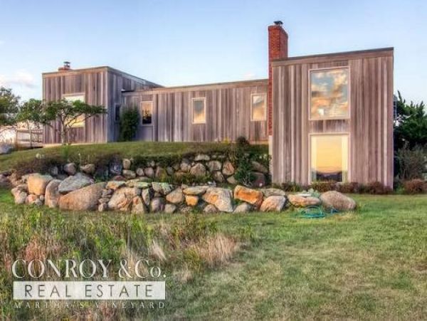 Cape Cod Home 994408