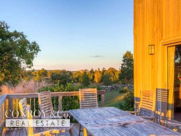 Cape Cod Home 994408