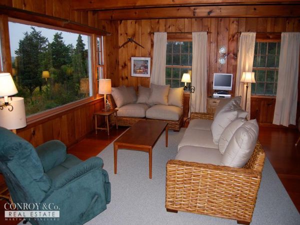 Cape Cod Home 994411