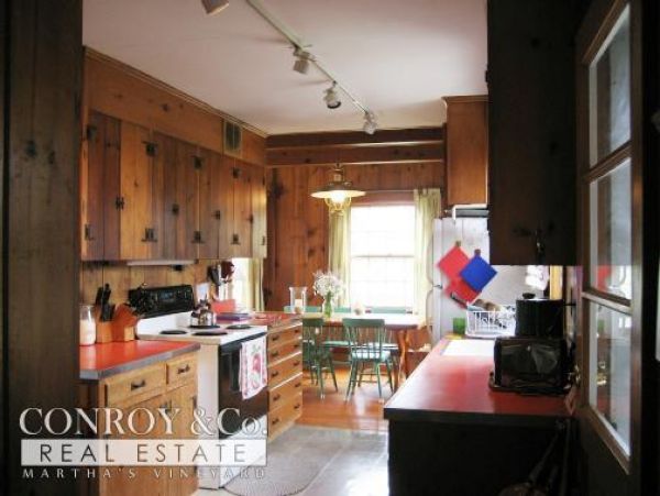 Cape Cod Home 994411