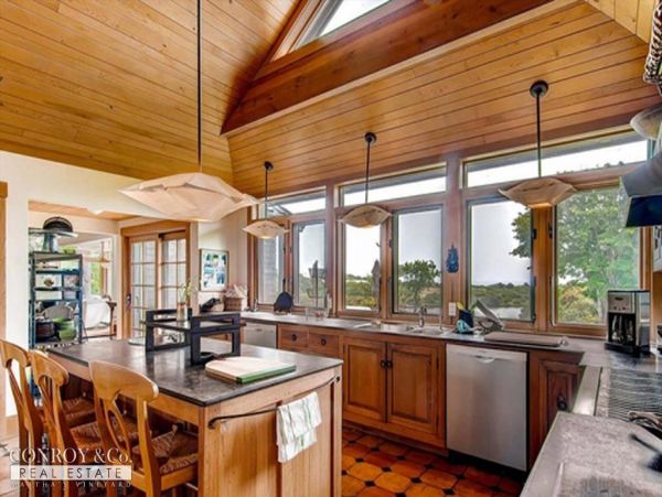 Cape Cod Home 994413