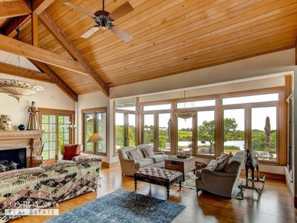Cape Cod Home 994413