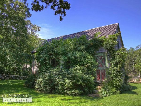 Cape Cod Home 994414