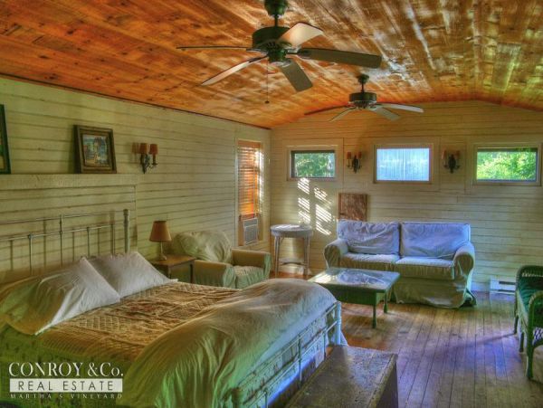 Cape Cod Home 994414