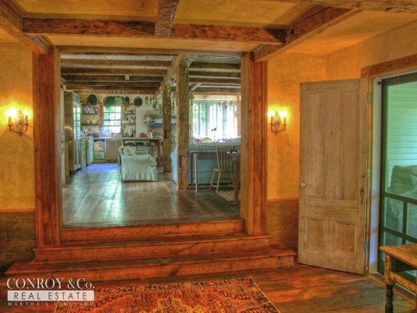 Cape Cod Home 994414