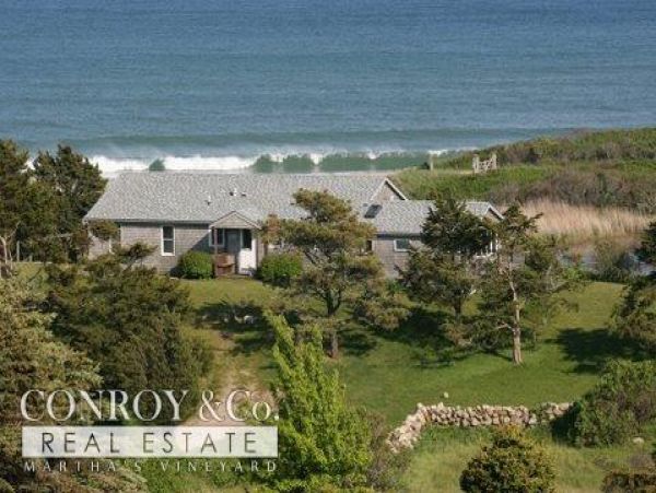 Cape Cod Home 994415
