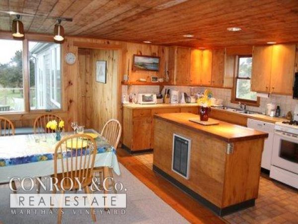 Cape Cod Home 994415