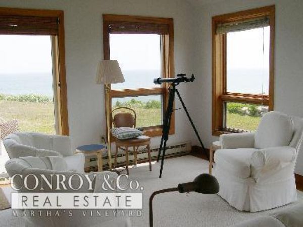 Cape Cod Home 994416