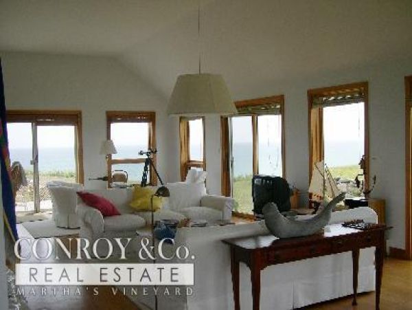 Cape Cod Home 994416