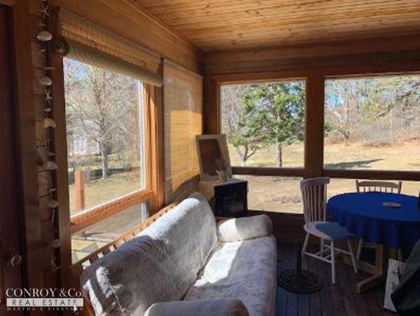Cape Cod Home 994418