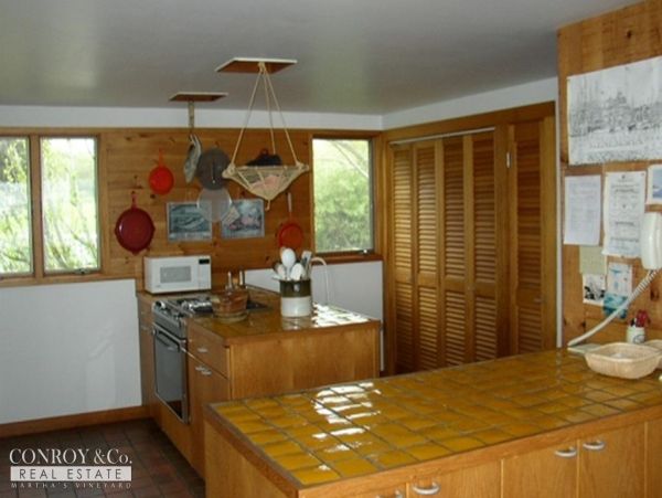 Cape Cod Home 994421