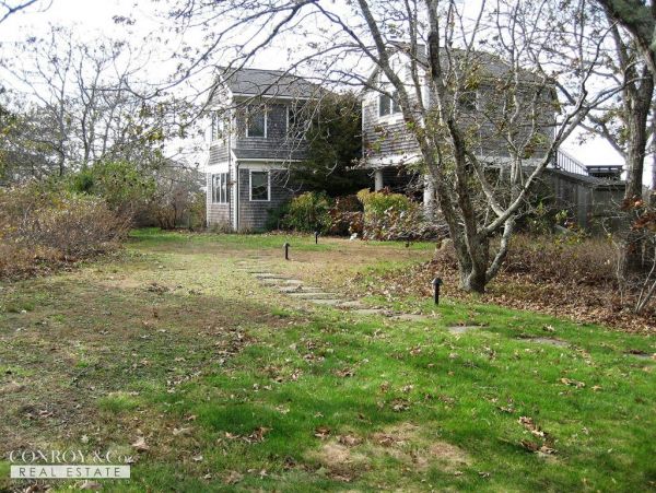Cape Cod Home 994425