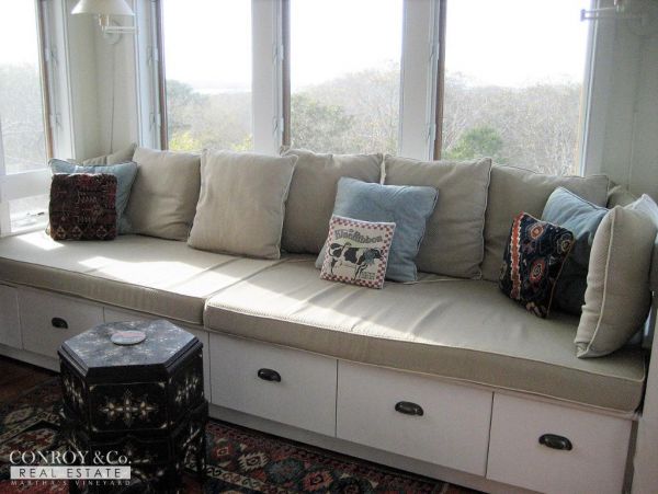 Cape Cod Home 994425
