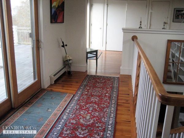 Cape Cod Home 994425
