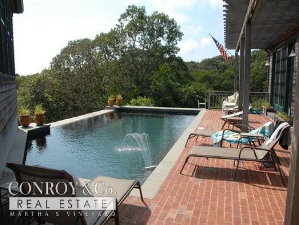 Cape Cod Home 994426