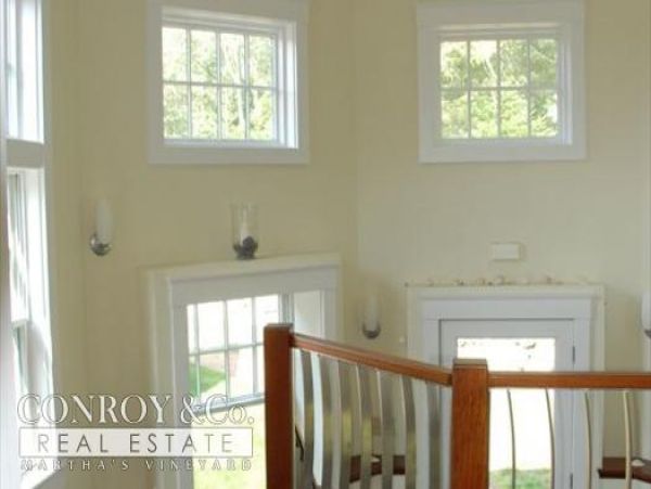 Cape Cod Home 994426