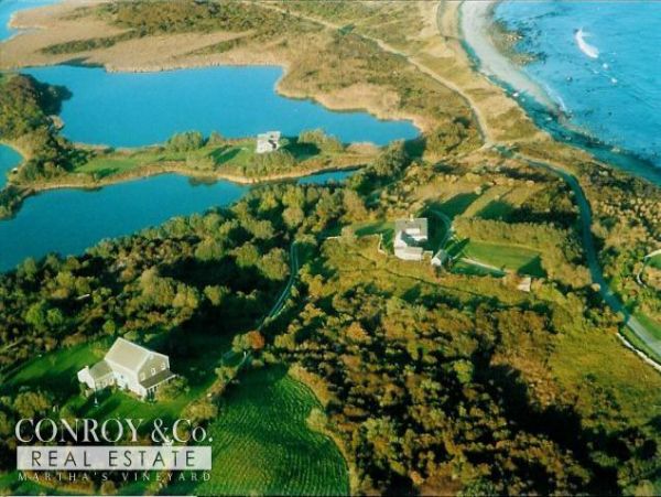 Cape Cod Home 994427