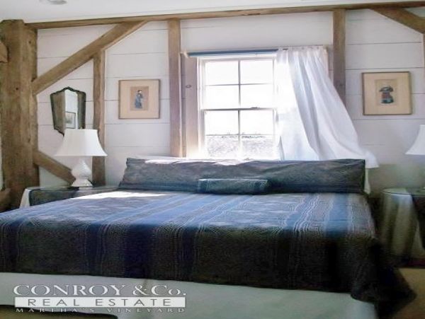 Cape Cod Home 994427