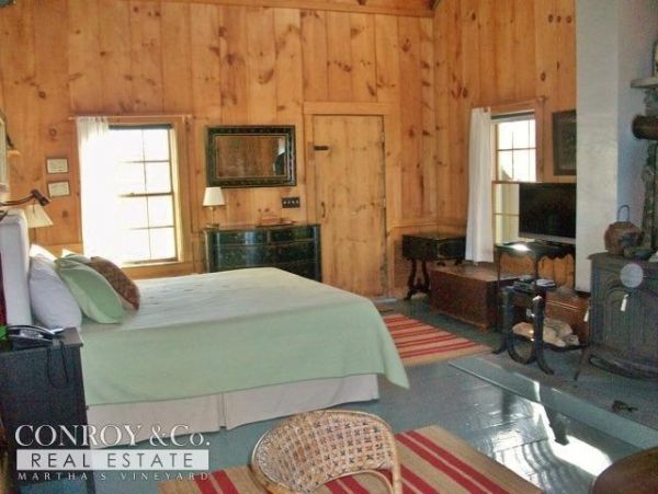 Cape Cod Home 994427