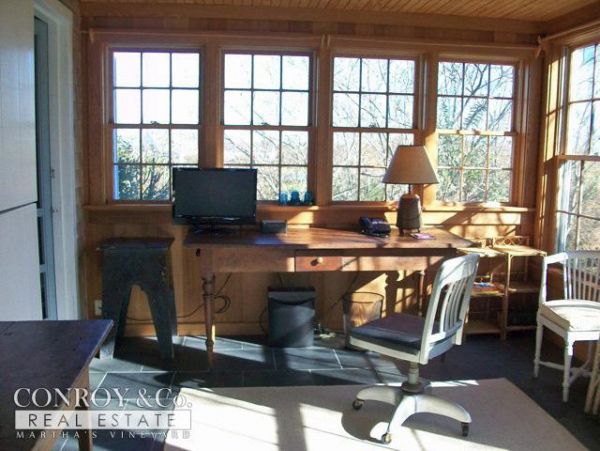 Cape Cod Home 994427