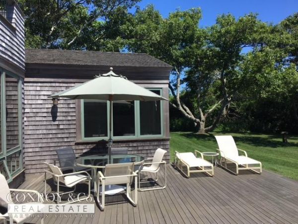 Cape Cod Home 994429