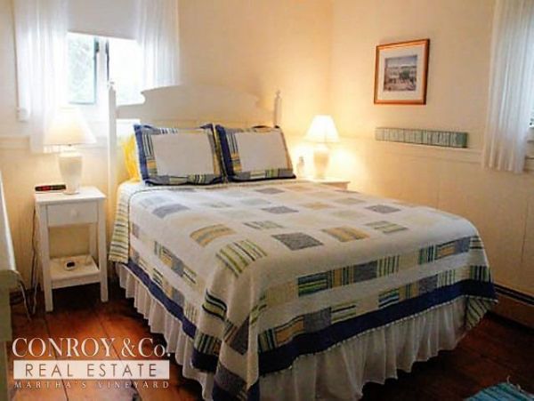 Cape Cod Home 994430