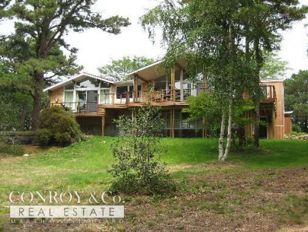 Cape Cod Home 994431
