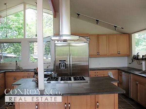 Cape Cod Home 994431