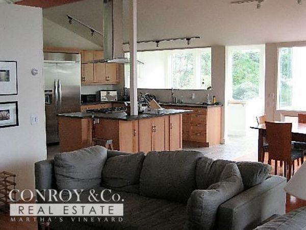 Cape Cod Home 994431