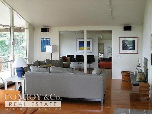 Cape Cod Home 994431