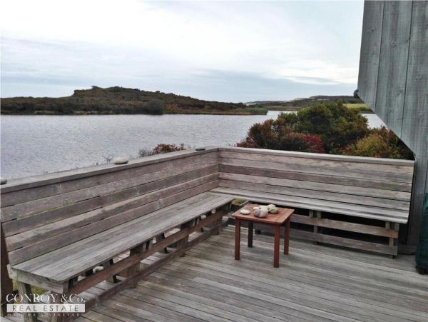 Cape Cod Home 994432