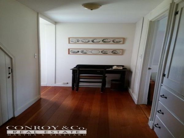 Cape Cod Home 994433