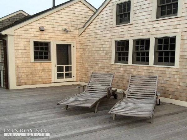 Cape Cod Home 994438