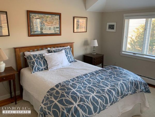 Cape Cod Home 994440