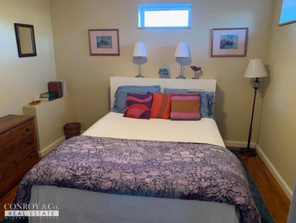 Cape Cod Home 994440