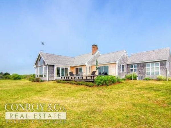 Cape Cod Home 994441