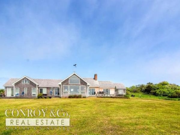Cape Cod Home 994441