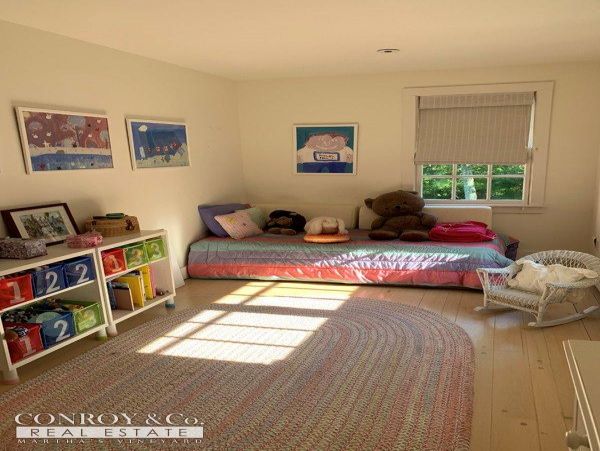 Cape Cod Home 994442