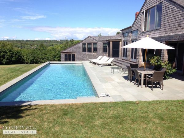 Cape Cod Home 994443