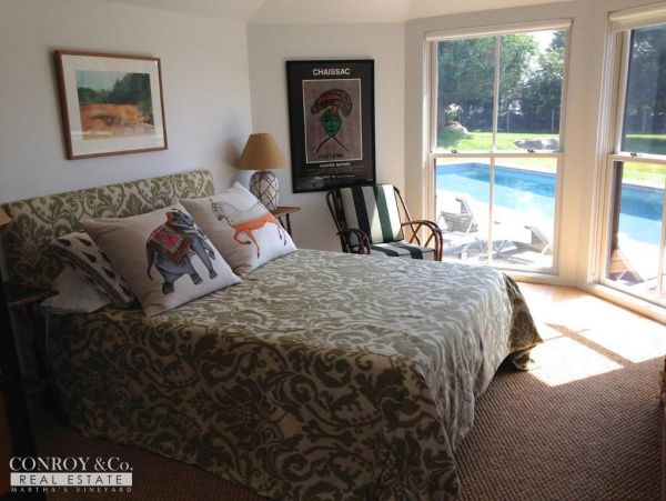 Cape Cod Home 994443