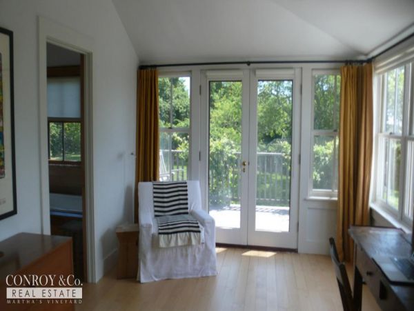 Cape Cod Home 994443