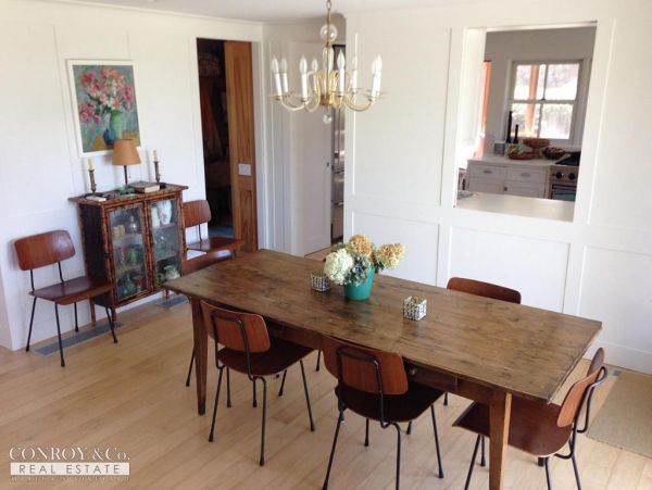 Cape Cod Home 994443