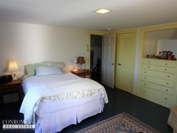 Cape Cod Home 994444